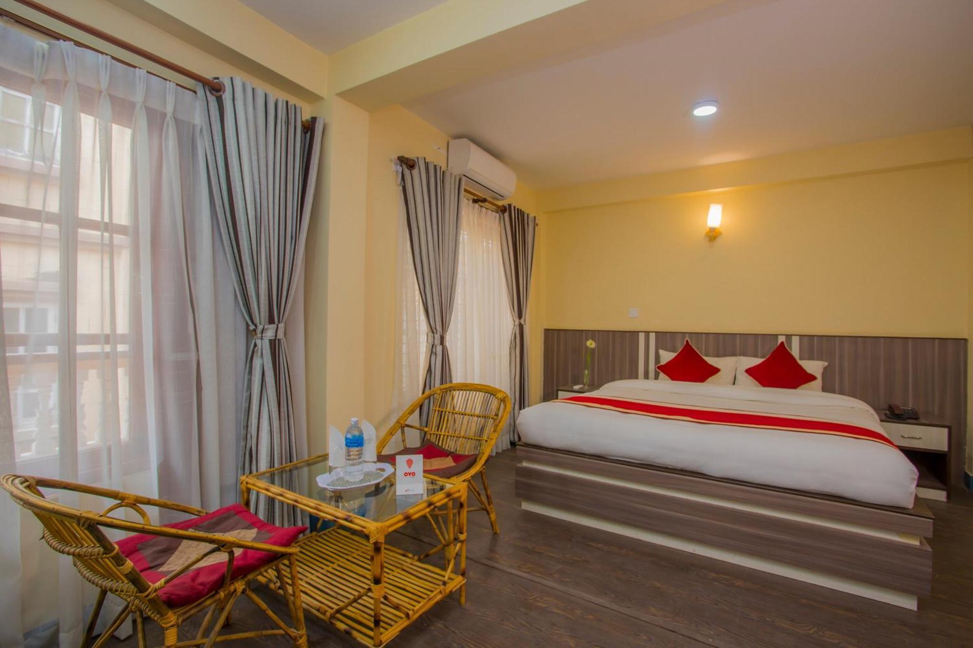 Oyo 297 Hotel Aayam 加德满都 外观 照片