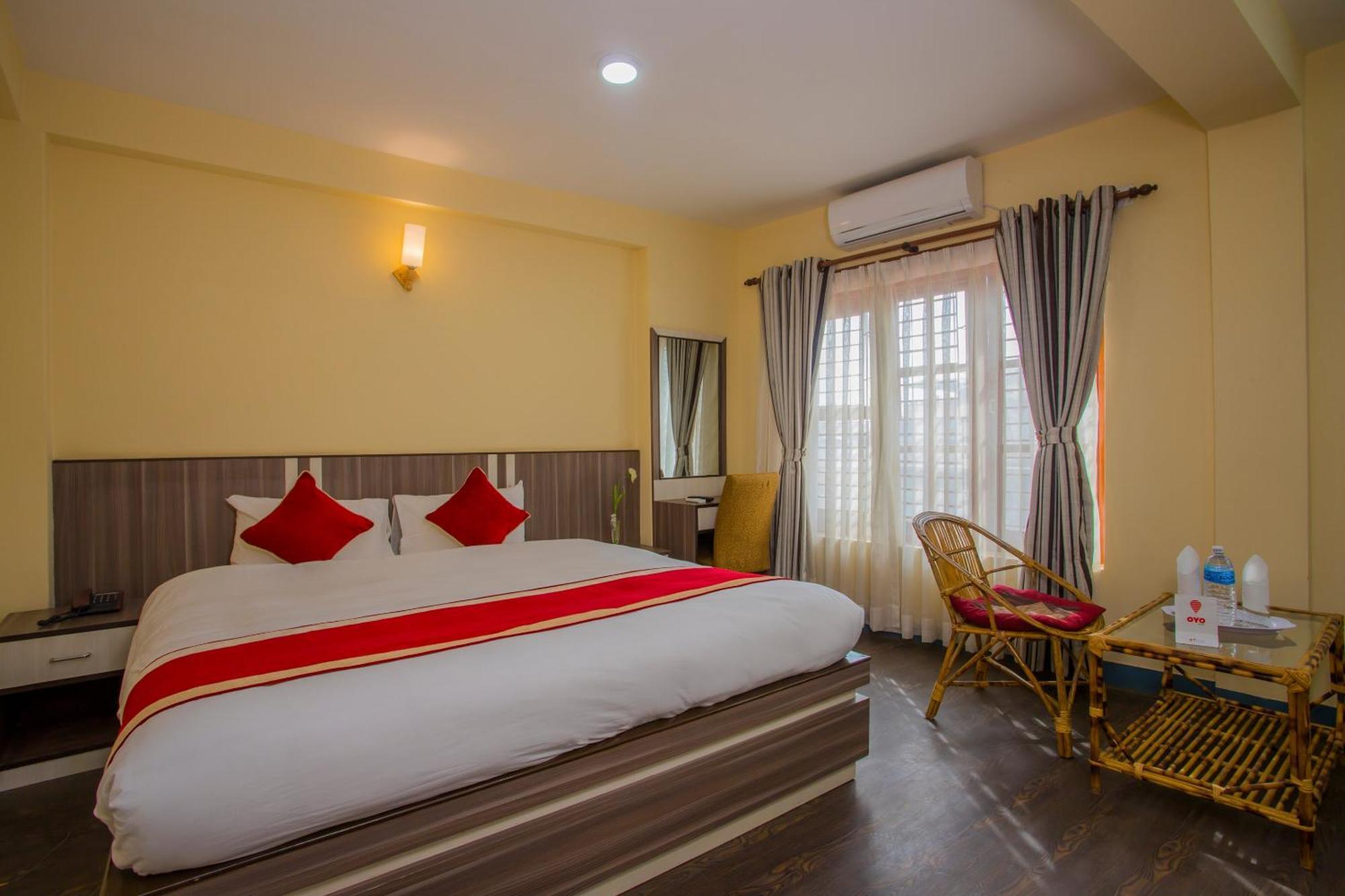 Oyo 297 Hotel Aayam 加德满都 外观 照片